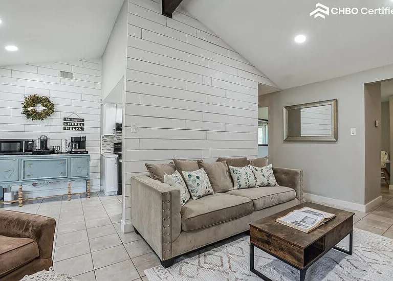 14319 Briartrail St — Photo 6