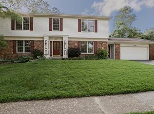 627 Stablestone Dr, Chesterfield, MO 63017