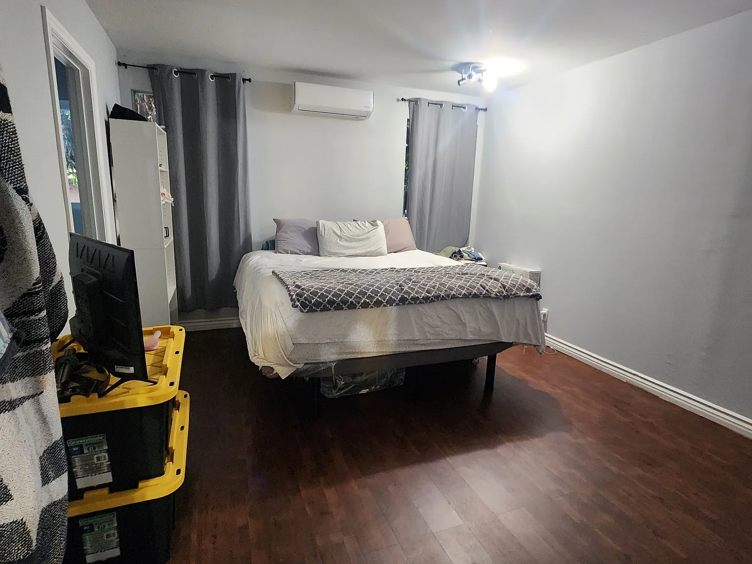 1 bed, 900 sqft, $1,800 — Photo 4