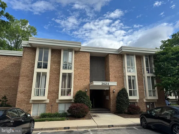 2624 Redcoat Dr APT 2B, Alexandria, VA 22303