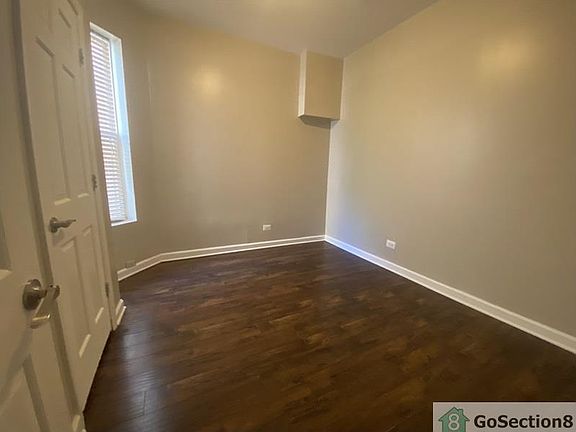 3rd image of 6403 S Saint Lawrence Ave #1