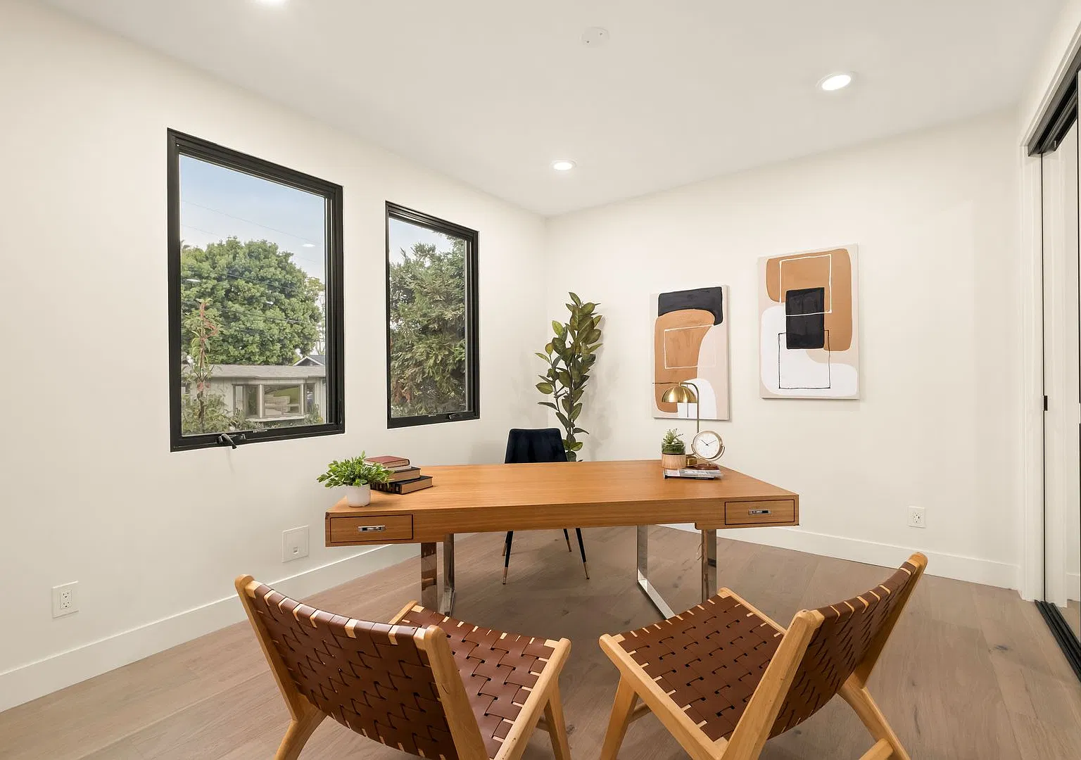 ** Move In Special ** New Construction - 5 Bedroom, 4 Bath Home — Photo 3