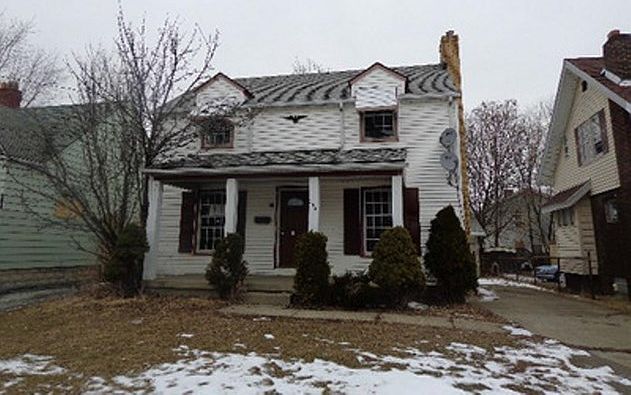 1st image of 254 Hilton Ave