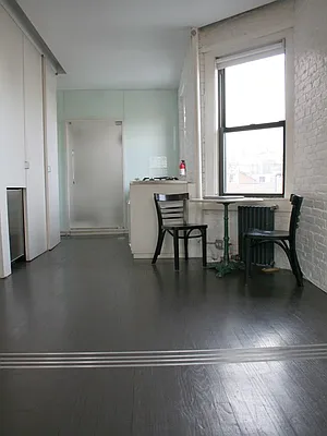 Rented by Sotheby's International Realty | media 4