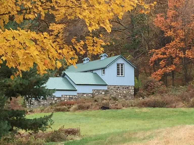 Dale Ln — Photo 1