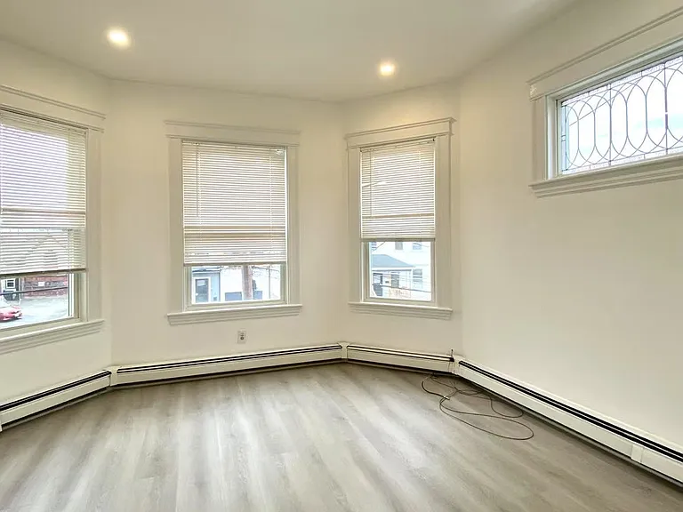 20 Howard St #2 — Photo 7