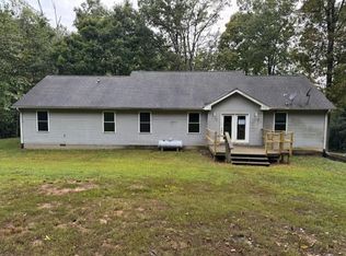 900 Squirrel Tail Hollow Rd, Hawesville, KY 42348