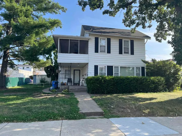 123-125 5th Ave, Baraboo, WI 53913