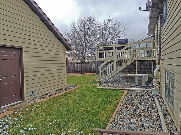 Shop & Deck