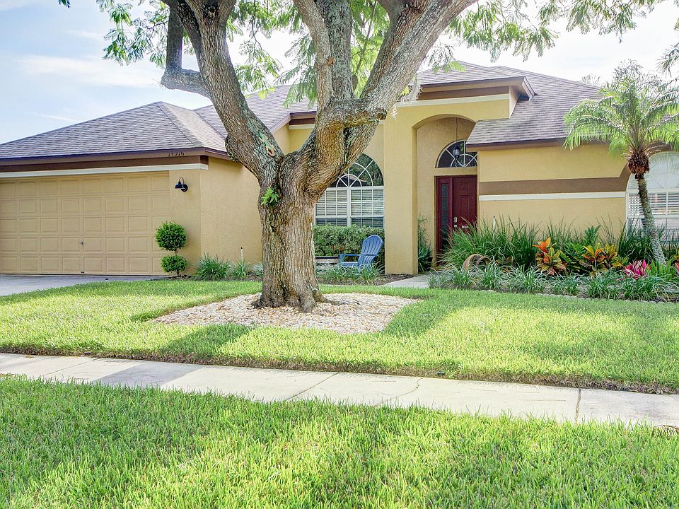 1st image of 14916 Redcliff Dr