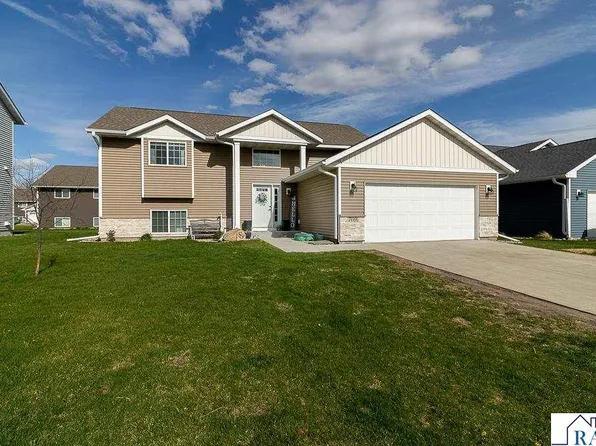 709 Mulligan St, Mankato, MN 56001
