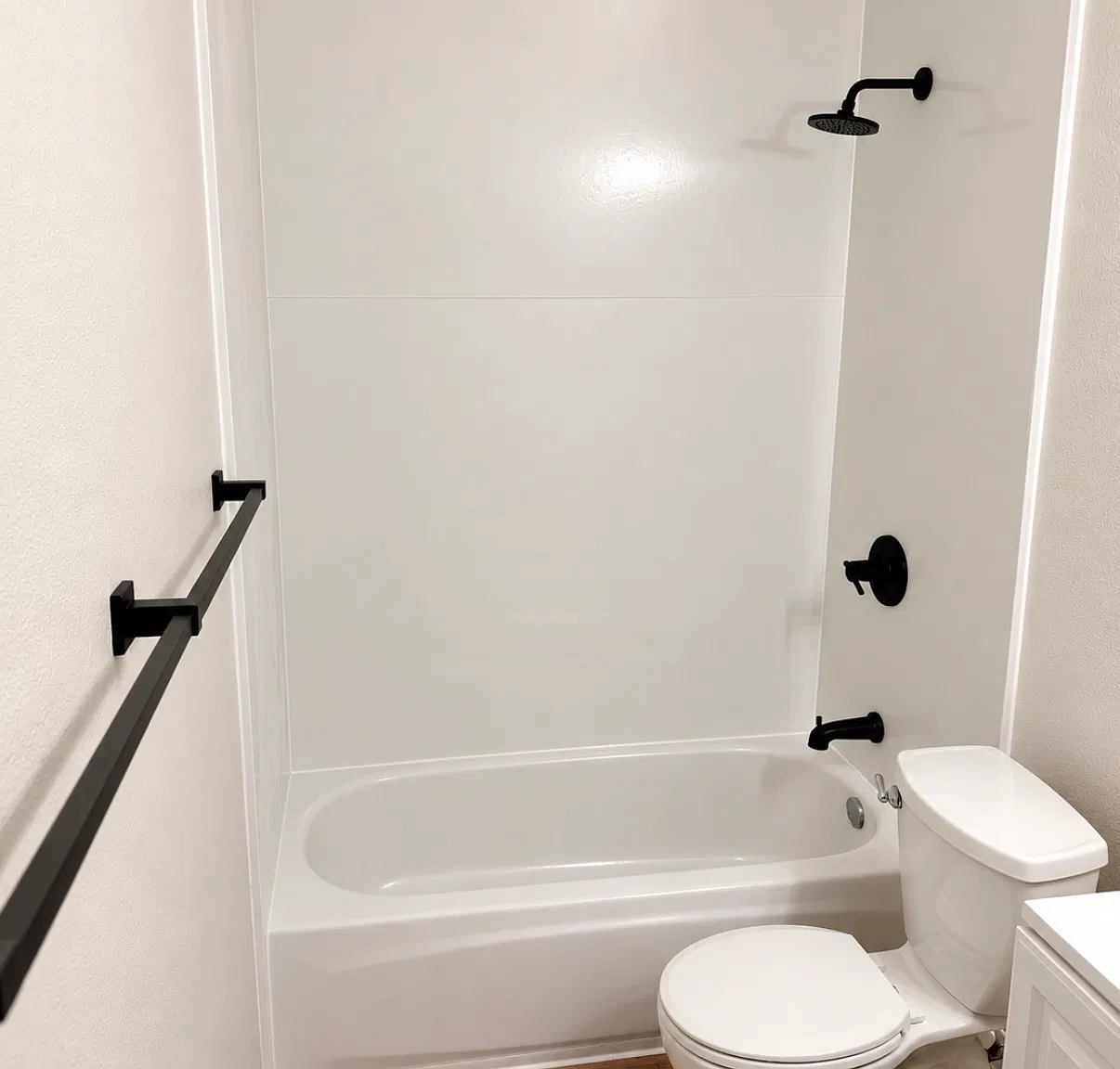 2 bed, 918 sqft, $2,500 — Photo 4