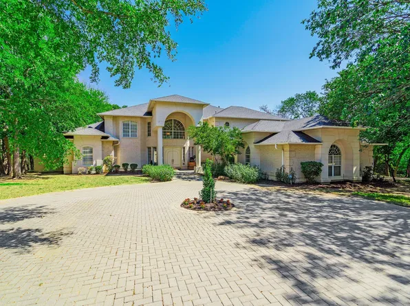 2100 Peninsula Dr, Flower Mound, TX 75022