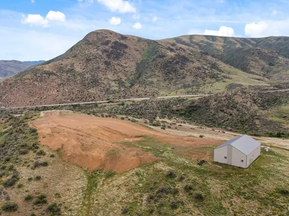 35 Lorraine Ln, Horseshoe Bend, ID 83629