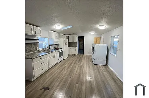 3776 Lance Ln Photo 1