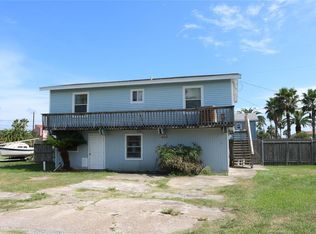 16605 Jean Lafitte Rd, Jamaica Beach, TX 77554