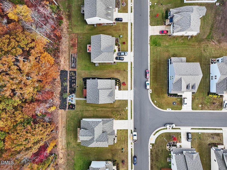 1st image of 718 Heartpine Dr