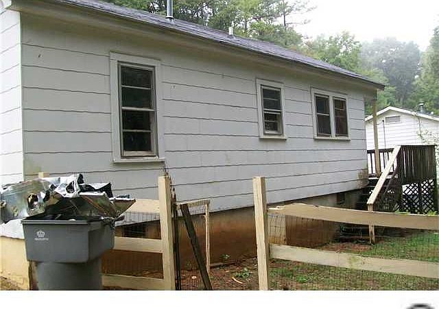 2nd image of 3926 Hager Dr