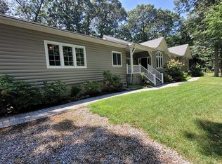 48 Birch Hill Rd, Mount Sinai, NY 11766