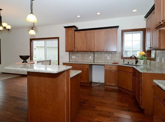 1510 Centennial kitchen