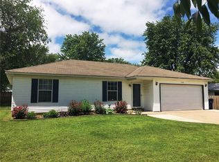 1704 N Inglewood St, Siloam Springs, AR 72761