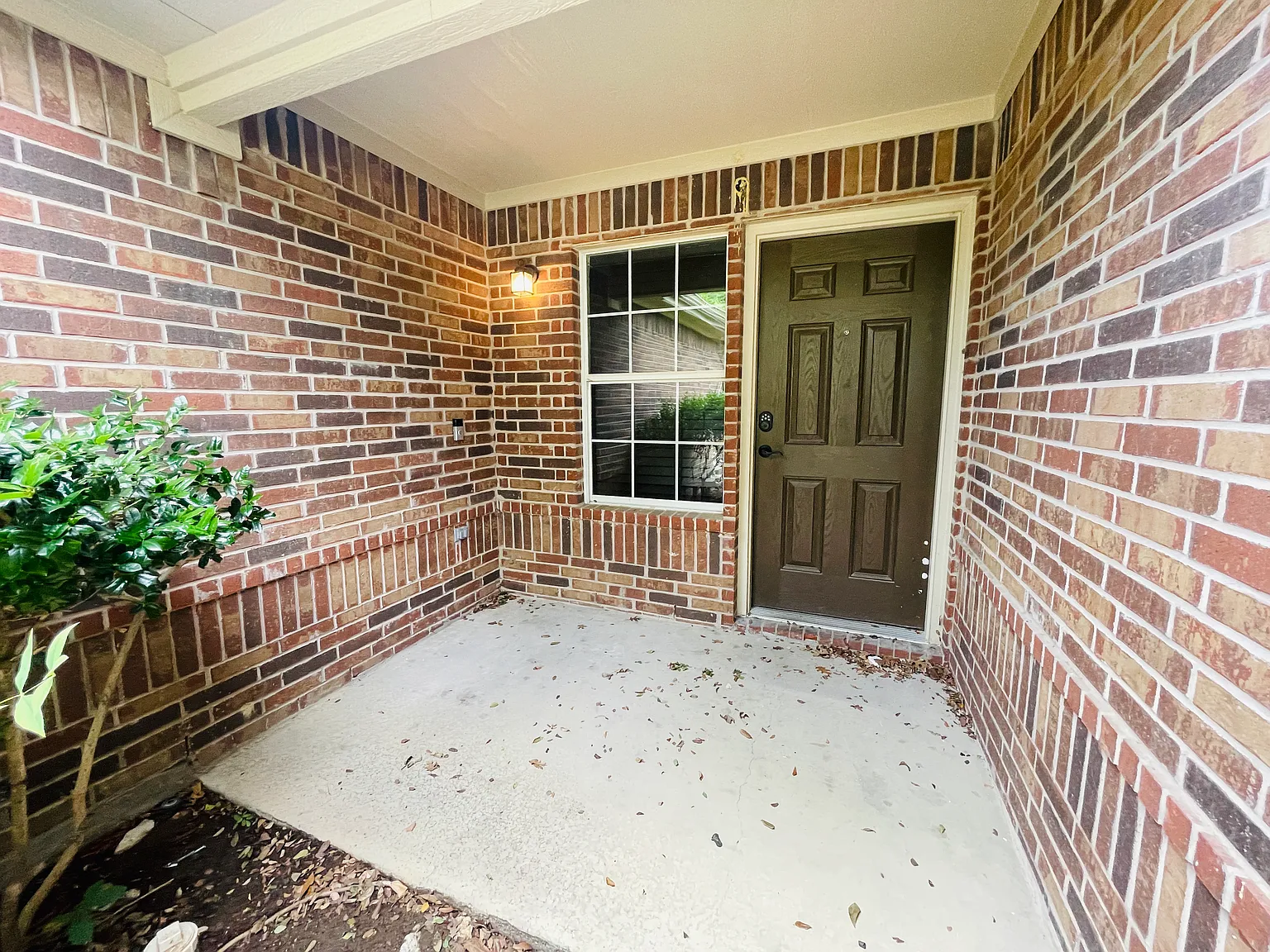 3 bed, 1634 sqft, $1,975 — Photo 3
