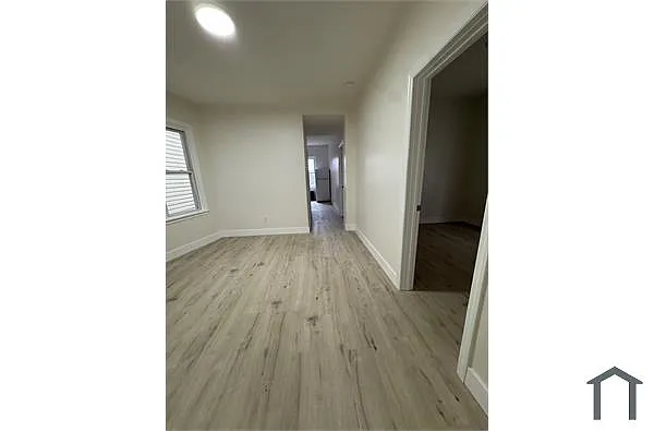 Building Photo - 133 Winter Ave #1