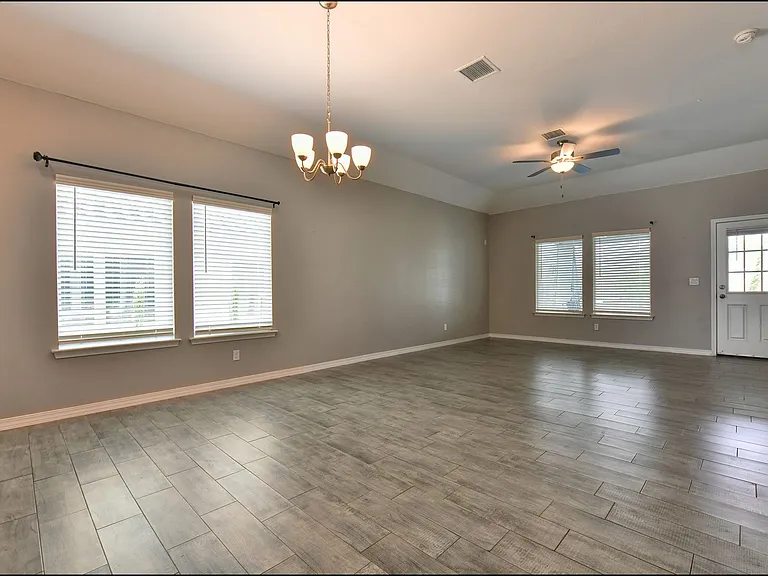 917 Odle Pl — Photo 13