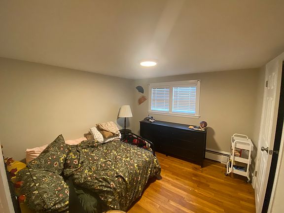 5th image of 38 Tracey St #1