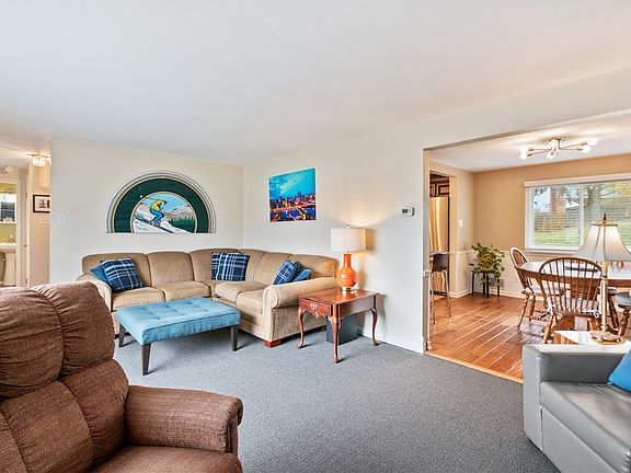 4th image of 5140 Raintree Dr