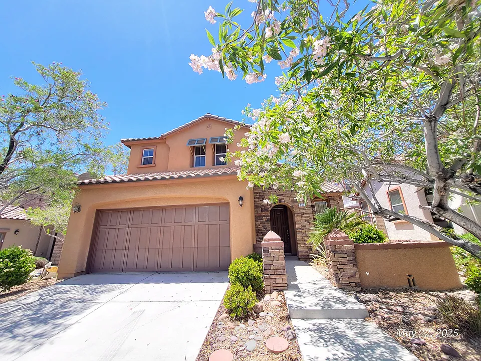 517 Bachelor Button St
