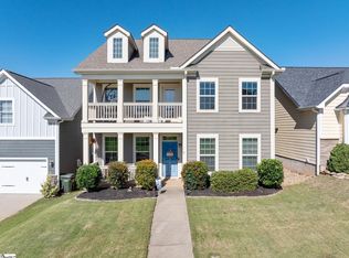 10 Kelvyn St, Greer, SC 29651