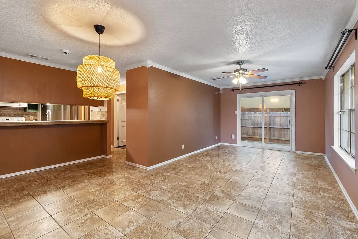 7430 Saddlewood Street — Photo 3