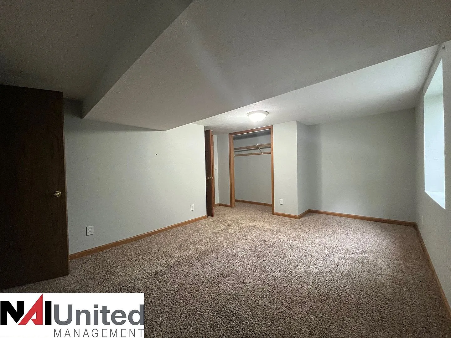 Three bedroom, two bathroom home for rent — Photo 4