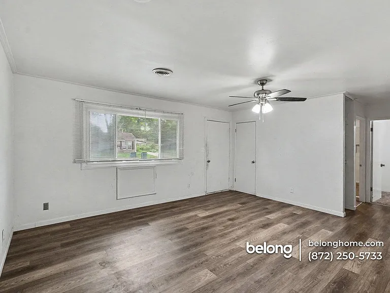 36 Saint Columba Dr — Photo 2