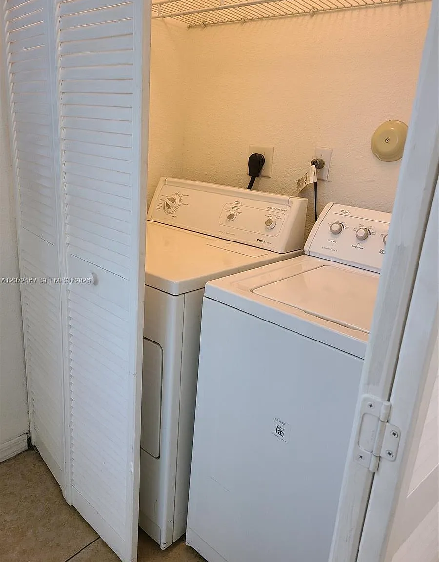 3 bed, 2.5 bath, $2,790 — Photo 4