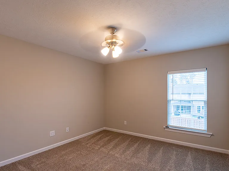 453 Arrowwood Dr — Photo 26