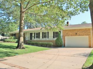2308 S Wolfsnare Dr, Virginia Beach, VA 23454