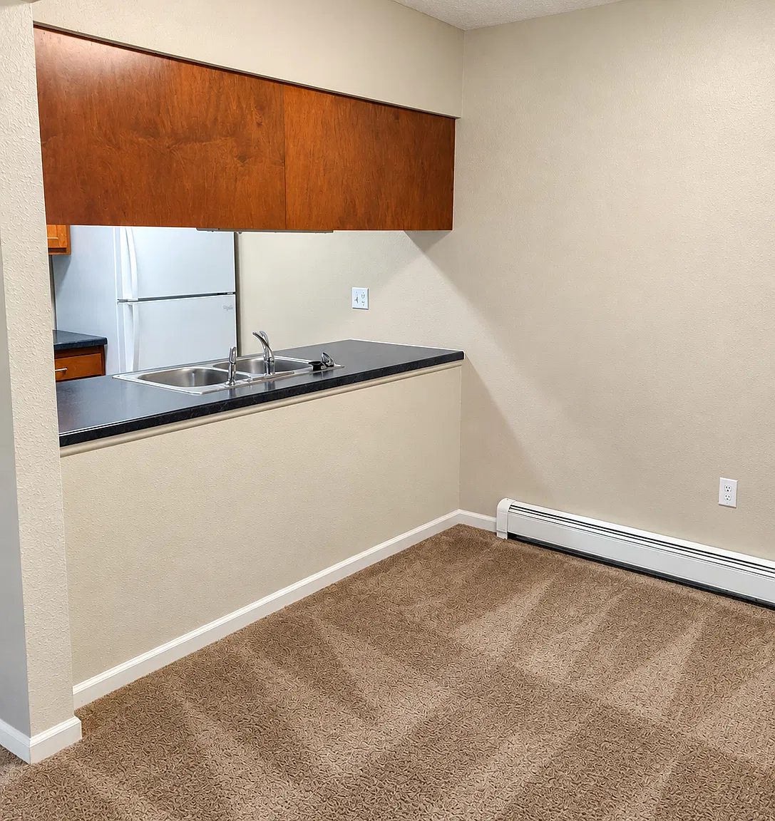 Boardman Lake Apartments — Photo 2