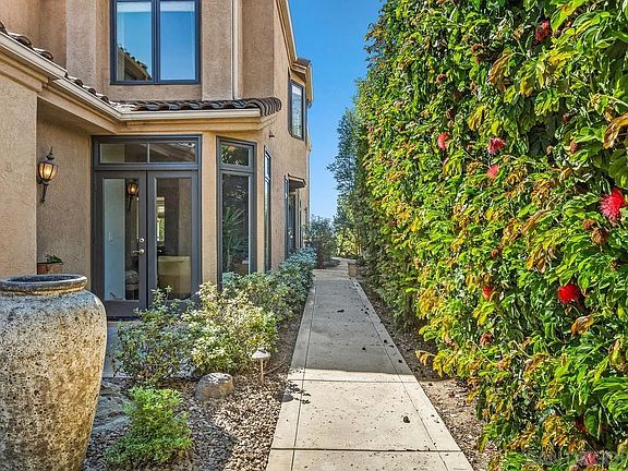 5th image of 849 N Rios Ave N