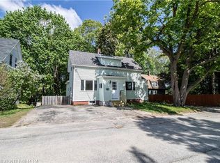 30 Barton Ave, Auburn, ME 04210