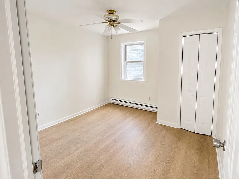 920 Broadway #2R — Photo 5