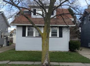 221 Newburgh Ave, Buffalo, NY 14215