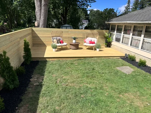 217 W Main St, Fredonia, NY 14063