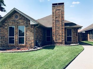 2023 Falcon Ridge Dr #B, Carrollton, TX 75010