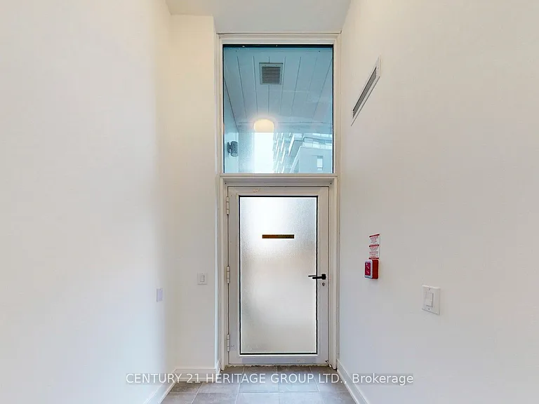 8888 Yonge St #103-L/W — Photo 18