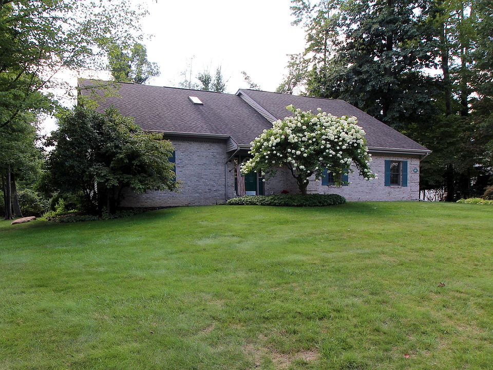 1st image of 268 Jacaranda Dr
