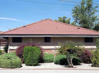 665 College Dr, Reno, NV 89503