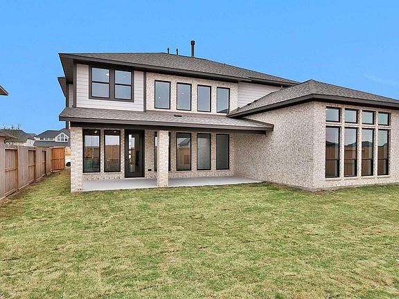 7th image of this home