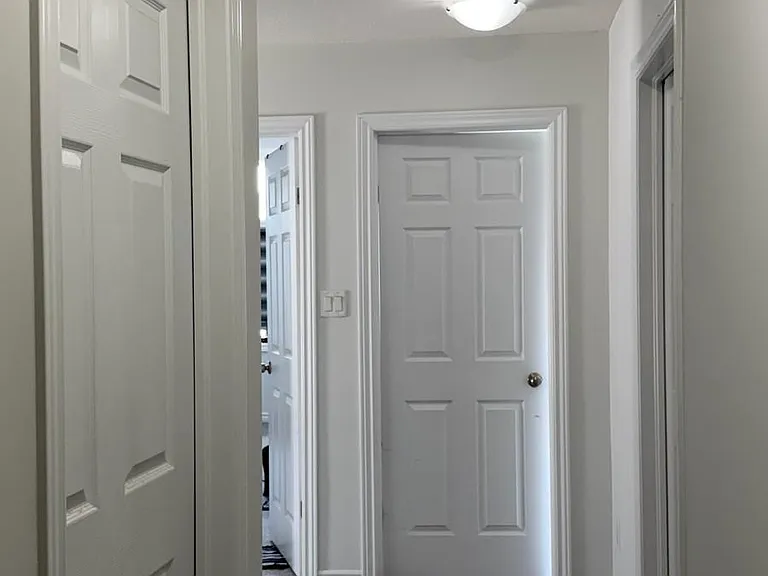 6 Gleason Cres — Photo 3